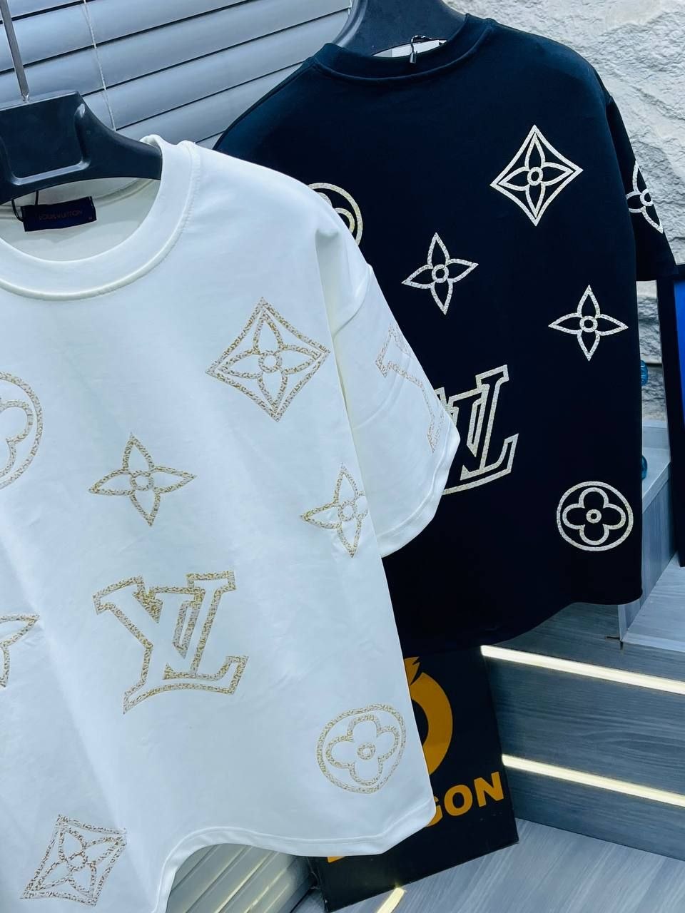 تيشرت انتر لوك