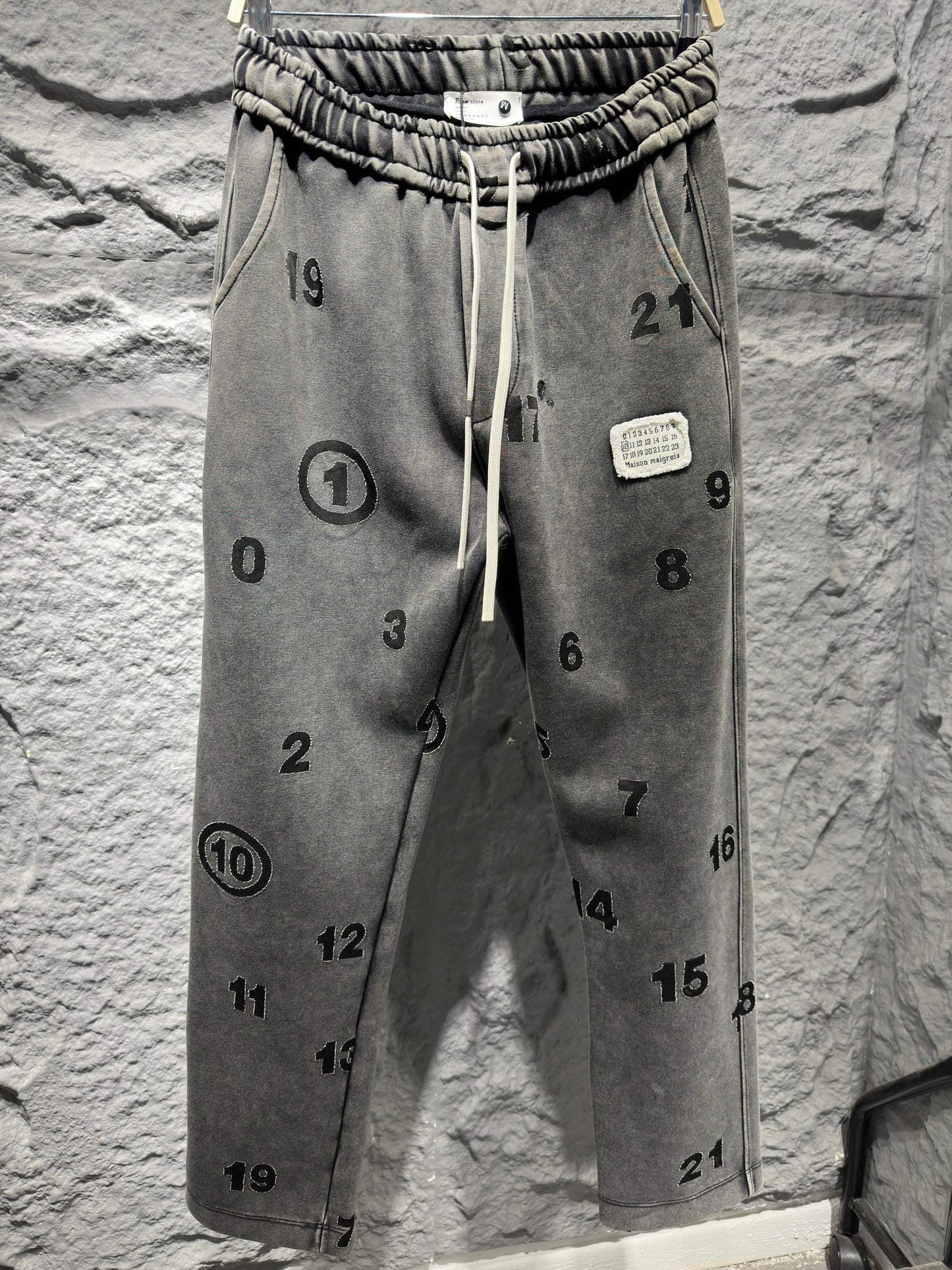 شروال وايد ليج