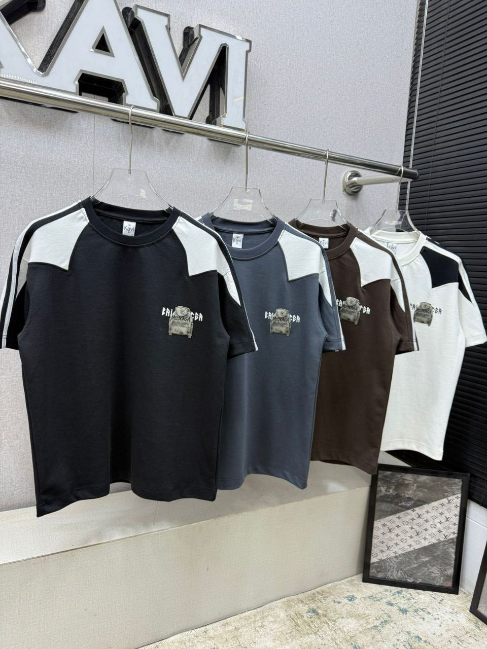 تيشرت انتر لوك